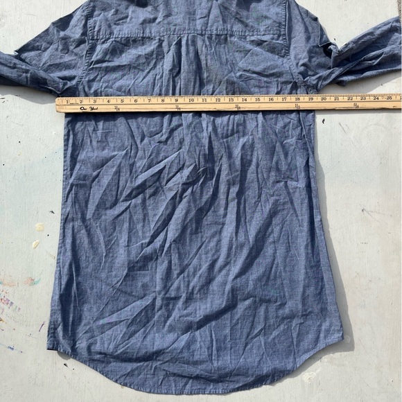 Women's J Crew Blouse Shirt Top Chambray Blue Denim S Button Casual Business - Picture 8 of 11